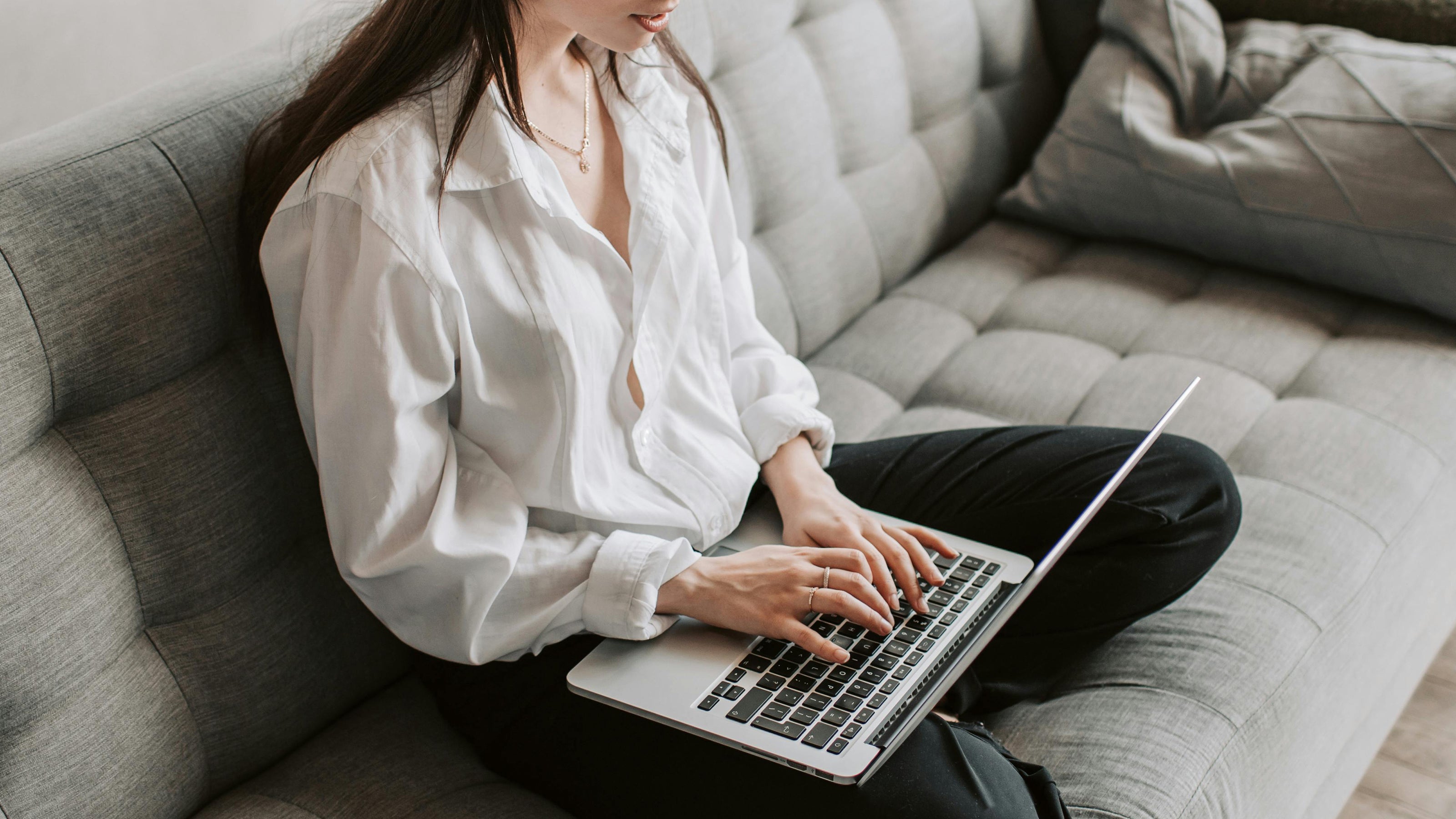 How Supply Chain Data Analytics is Shaping the Future of Transparent Fashion